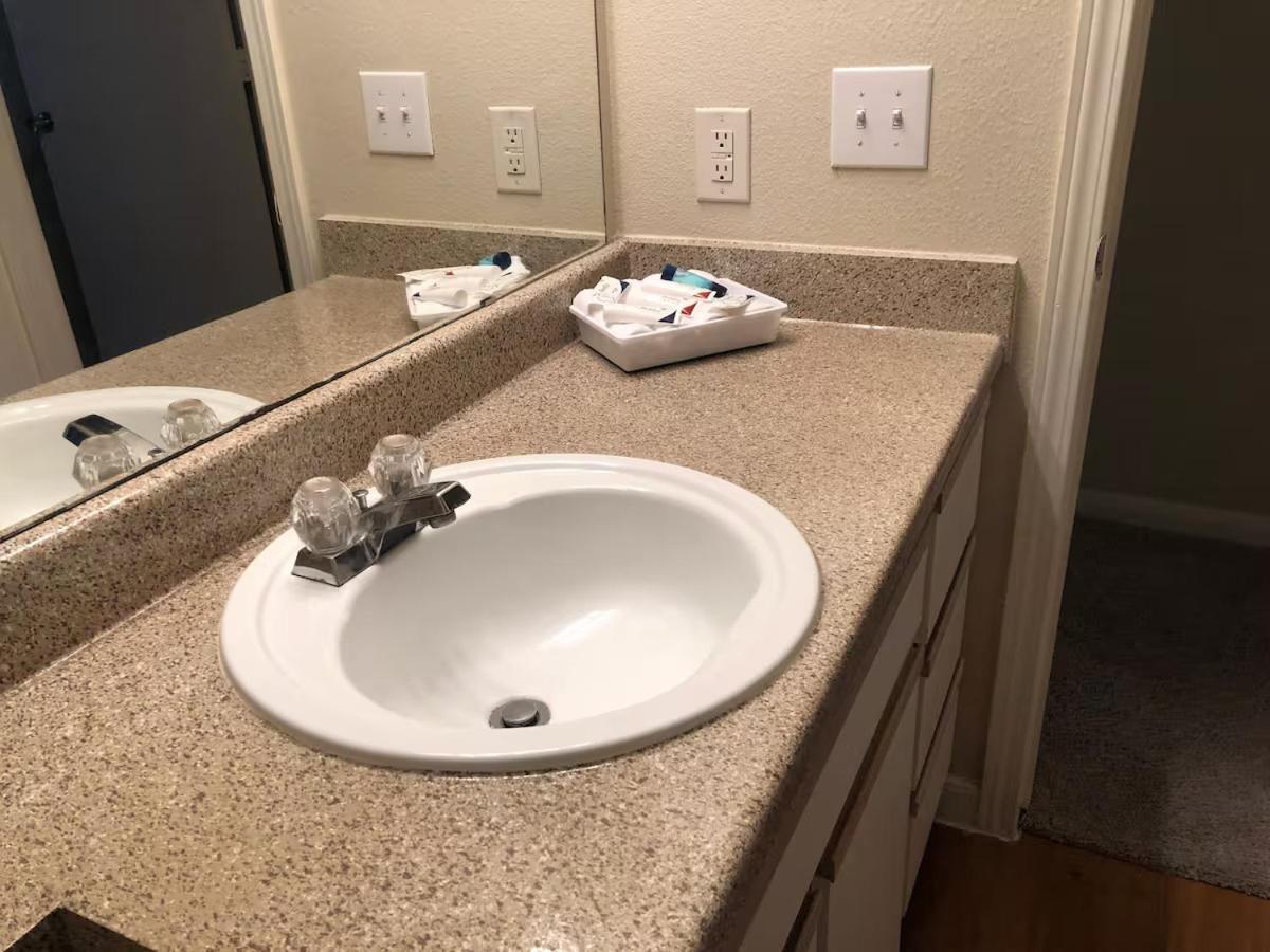 Lavish Apartment Near Houston Medical Centre Bilik gambar